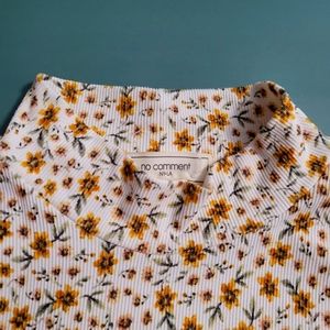 Junior size XL yellow floral print shirt